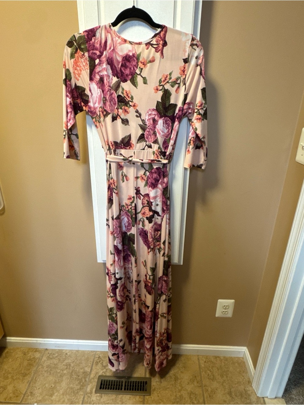 Women’s Pink Blush Maxi Dress Pink Floral 3/4 Sleeve Maternity Medium M